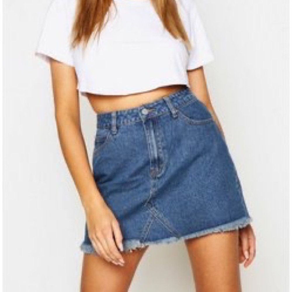 ⭐️SOLD⭐️Denim Mini Skirt
